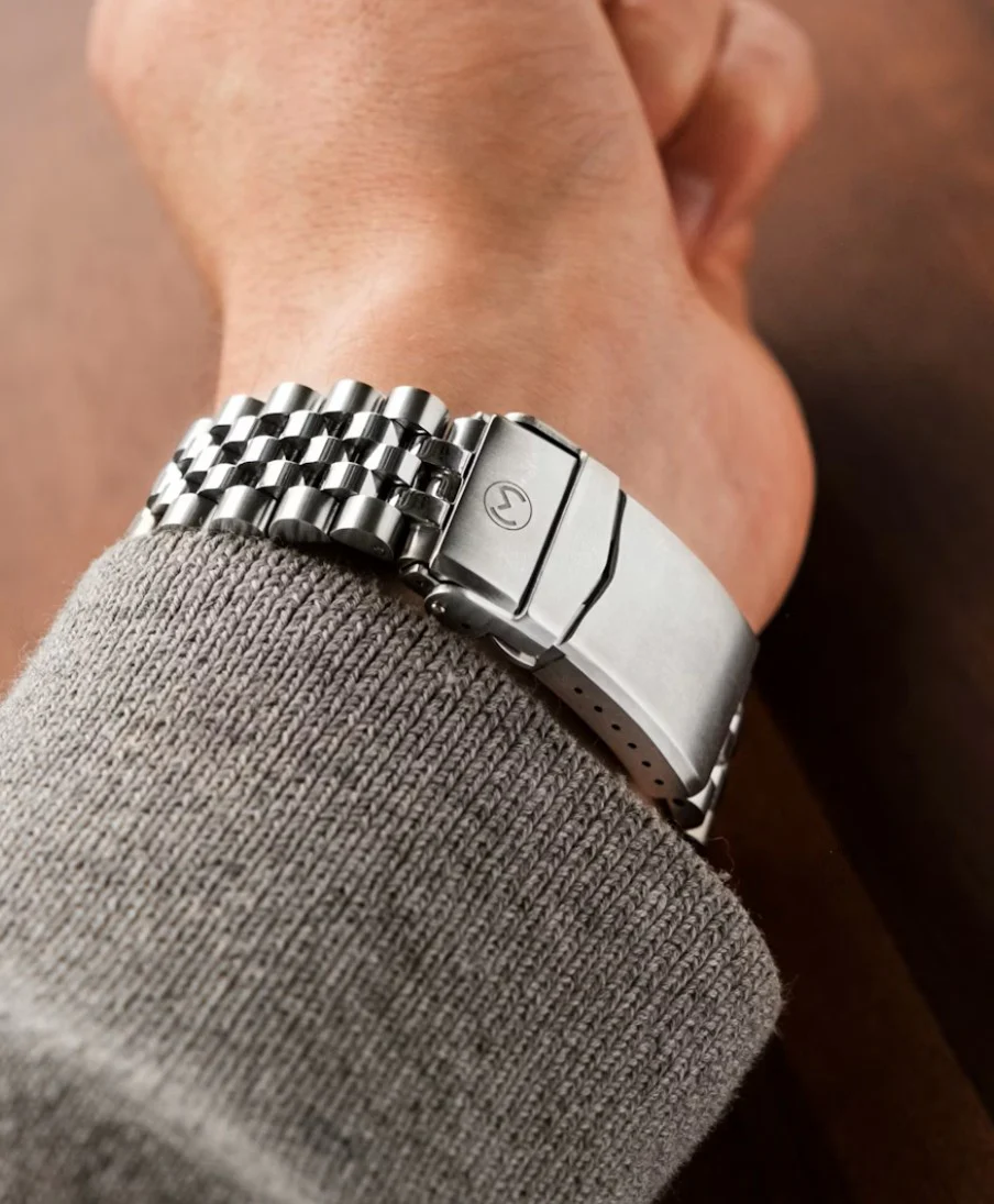 Sea Quartz 30 [42mm] - Black - Image 11